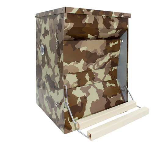 La tolva se abre cuando las aves pisan el pedal