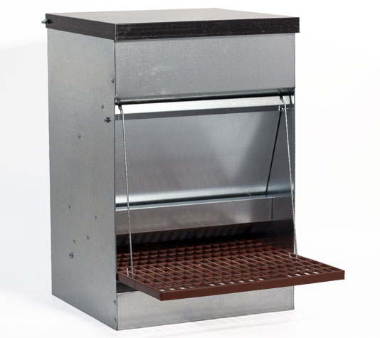 tolva con tapa para gallinas