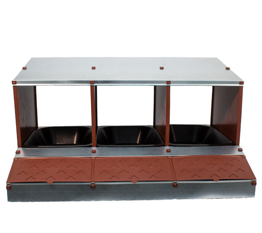 Ponedero San Antón, huevos siempre limpios