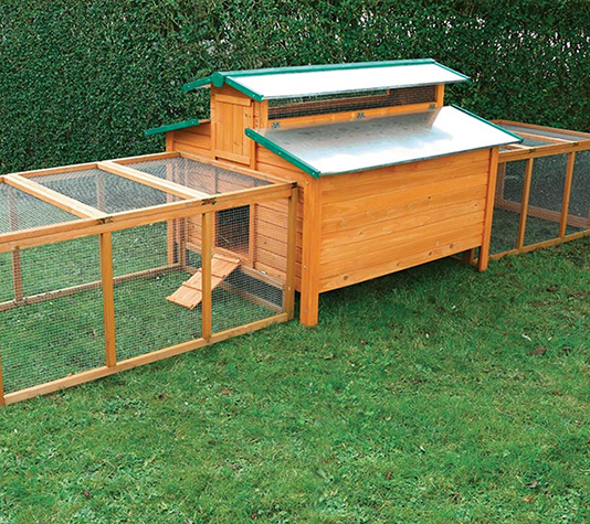 parque universal acoplado a gallinero