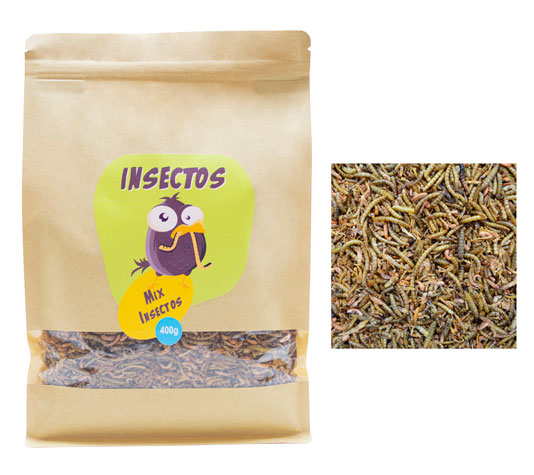 Insectos deshidratados para animales