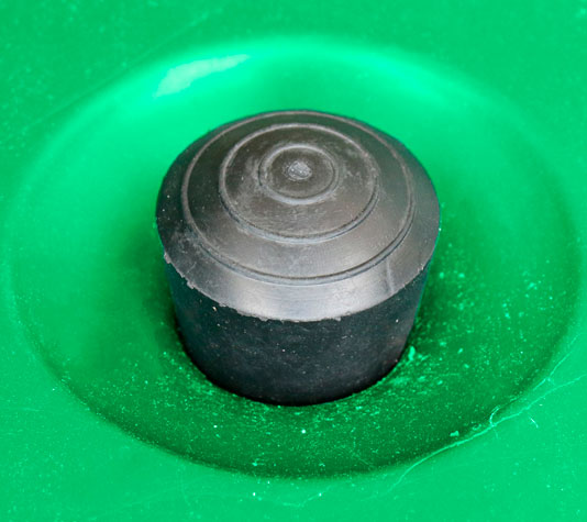 Estanque prefabricado con tapón incluido