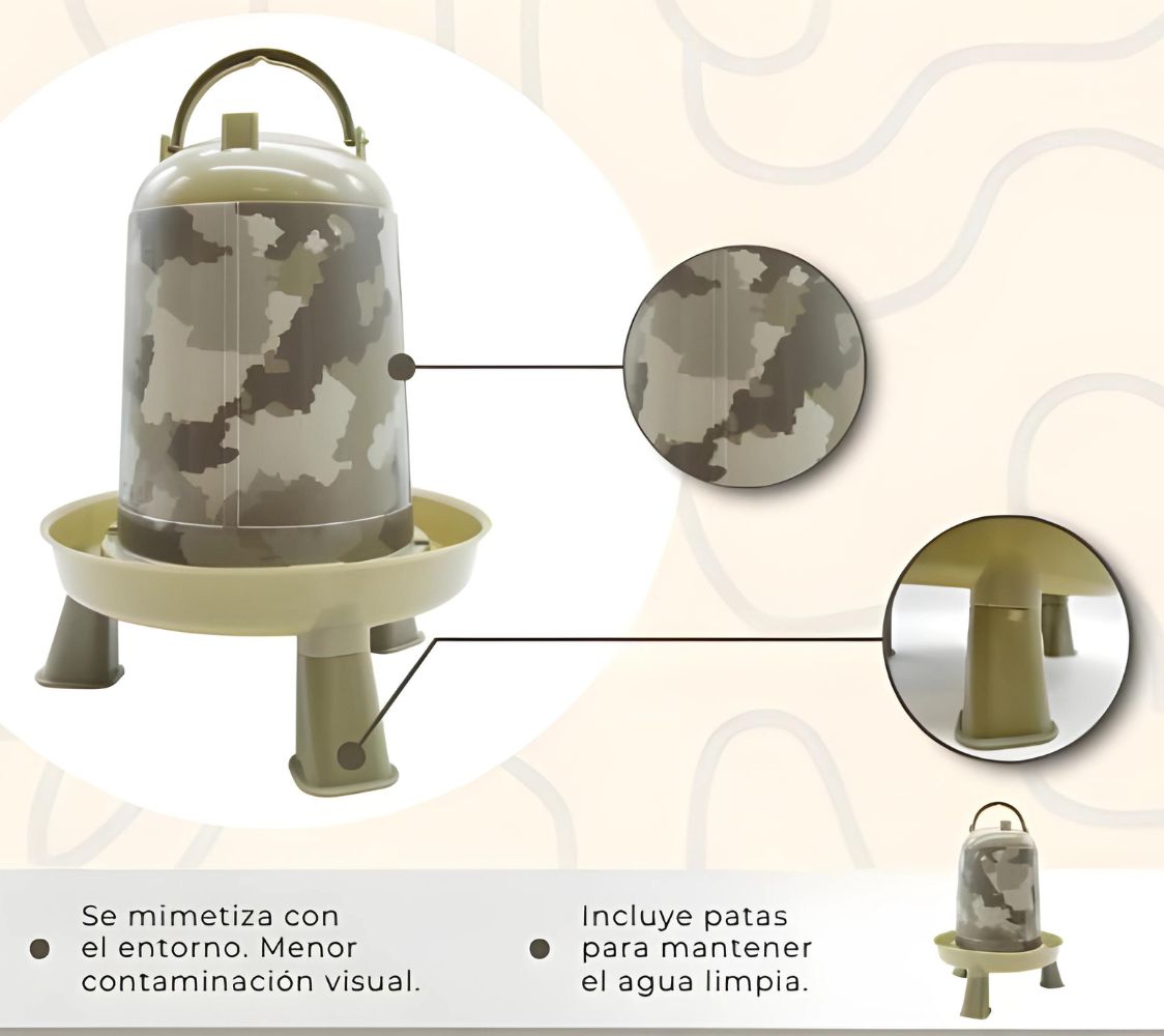 datos bebedero con patas de camuflaje	